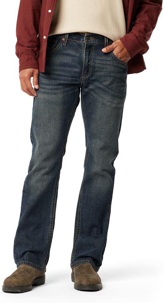 Levi Strauss Signature Gold Mens Bootcut Fit Jeans - Same Great Jeans Just Better