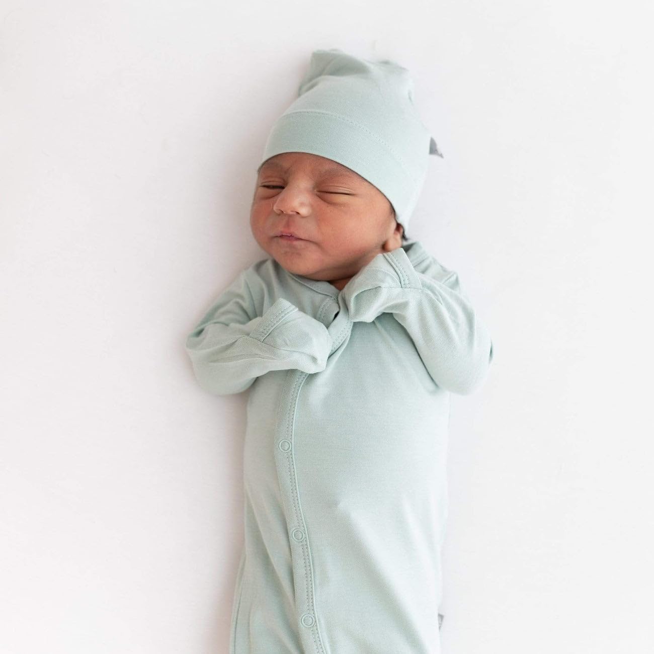 KYTE BABY Bundlers - Unisex Baby sleeper Gown Bamboo Rayon Material