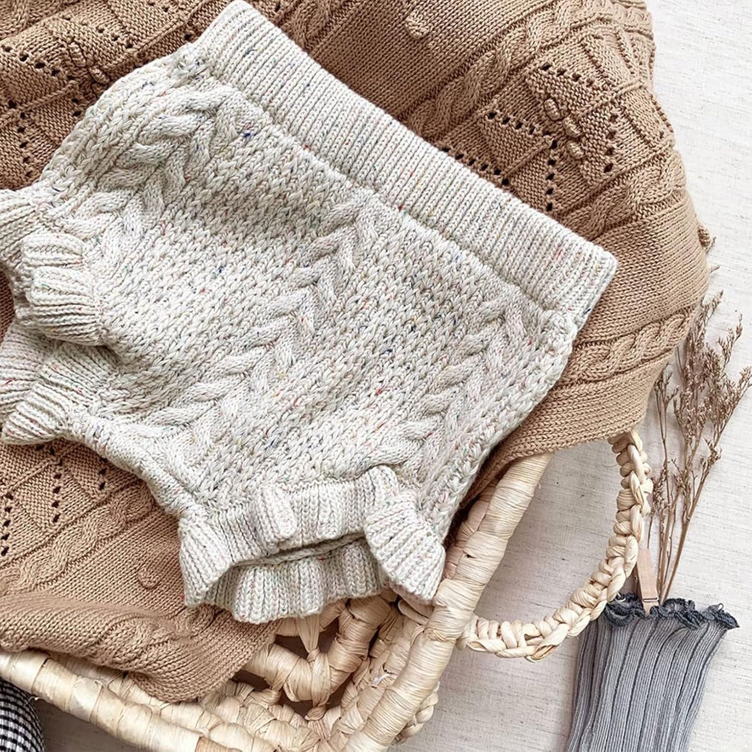 YEAHDOR Newborn Underwear - Soft knit and ruffle design