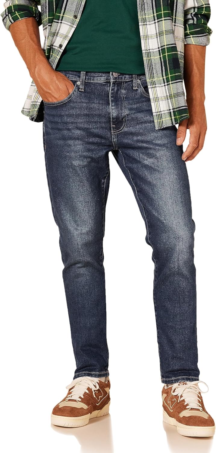 Amazon Essentials Slim Fit Jeans for Men with Comfort Fit Style